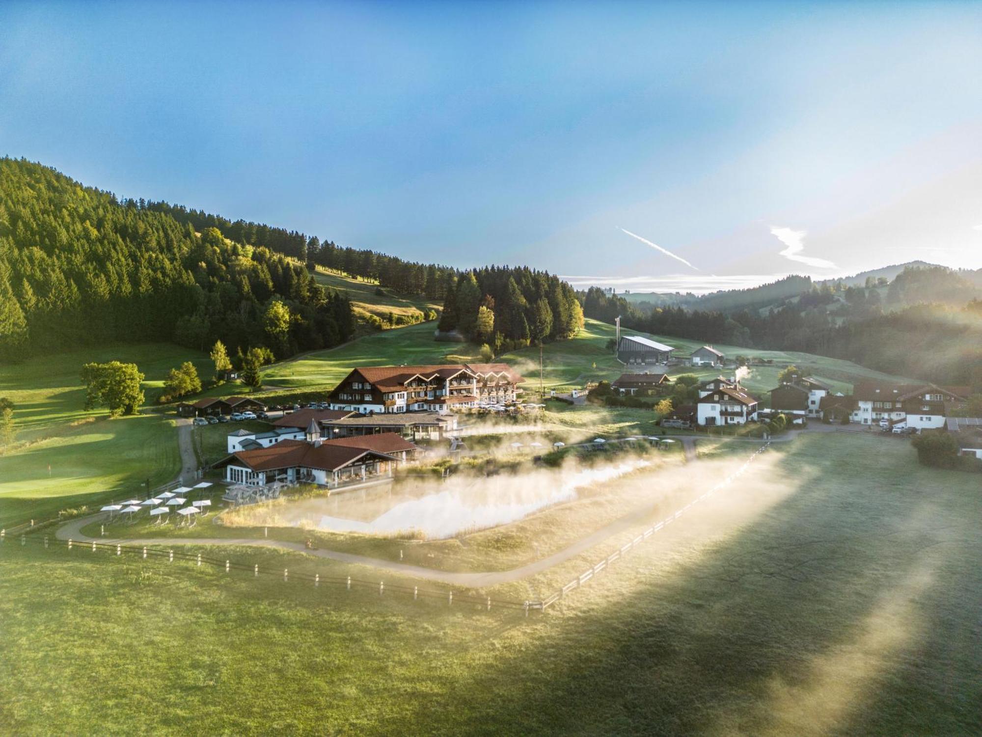Haubers Naturresort Gutshof Oberstaufen Exteriör bild